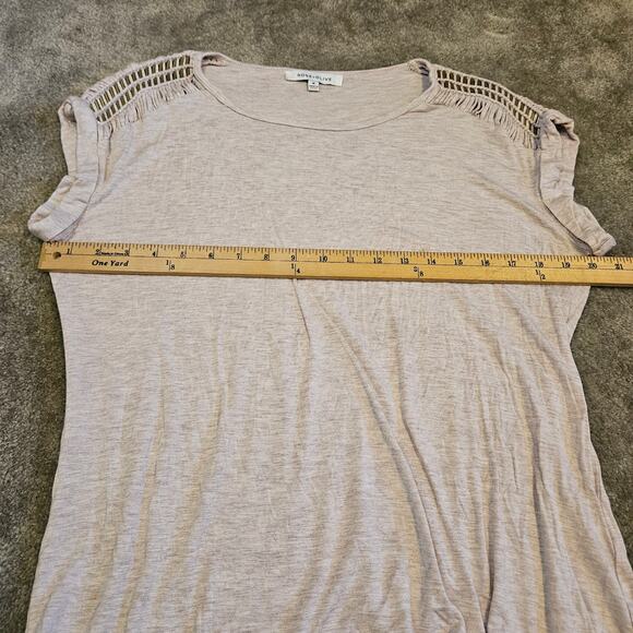 Rose + Olive Size Medium M Light Heathered Purple Pink Metal Embellished Soft - Picture 9 of 9